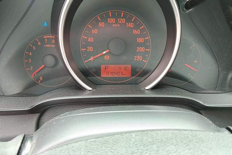 Used Honda Fit 2018 1.5L CVT Trendy Sports Edition Odometer Close Up