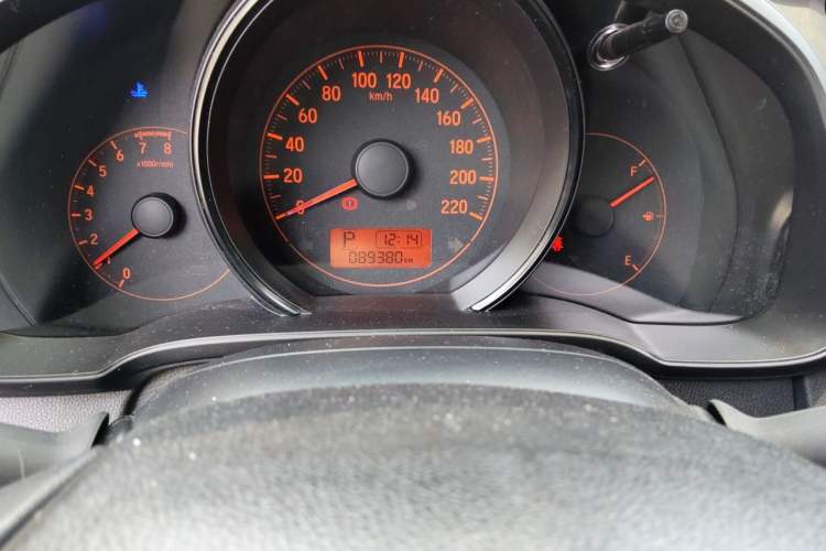 Used Honda Fit 2018 1.5L CVT Comfort Version Odometer Close Up