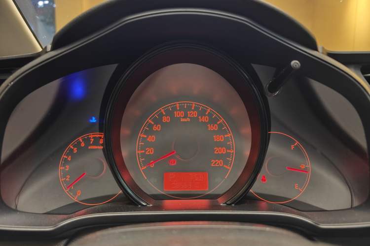 Used Honda Fit 2018 1.5L CVT Comfort Version Odometer Close Up