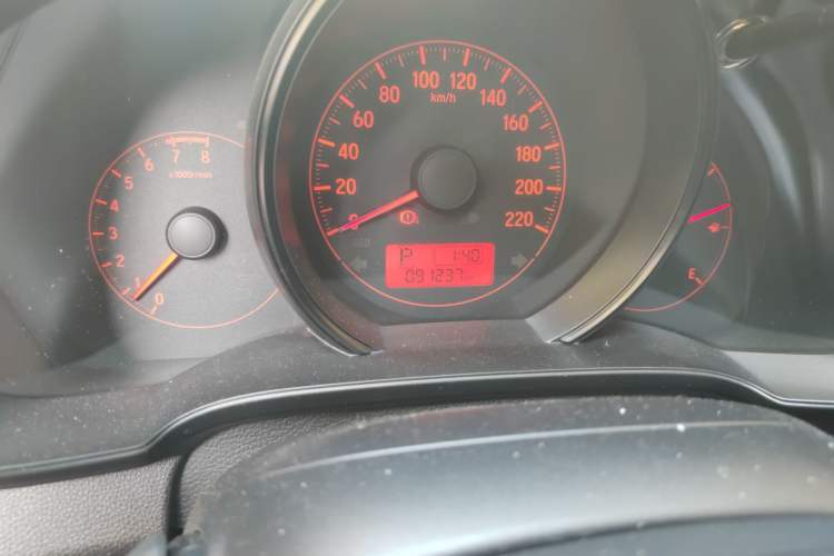 Used Honda Fit 2018 1.5L CVT Comfort Version Odometer Close Up