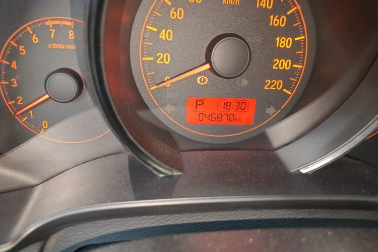 Used Honda Fit 2018 1.5L CVT Comfort Version Odometer Close Up