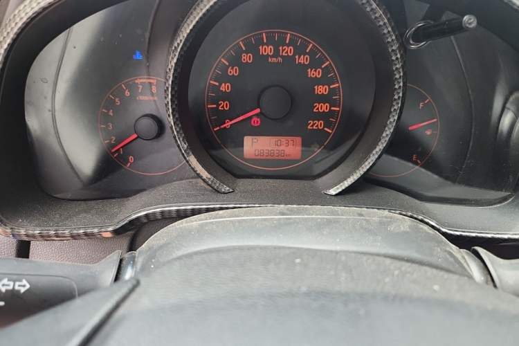 Used Honda Fit 2018 1.5L CVT Comfort Version Odometer Close Up