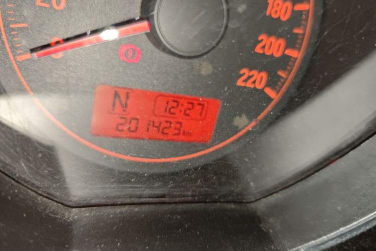 Used Honda Fit 2018 1.5L CVT Comfort Version Odometer Close Up
