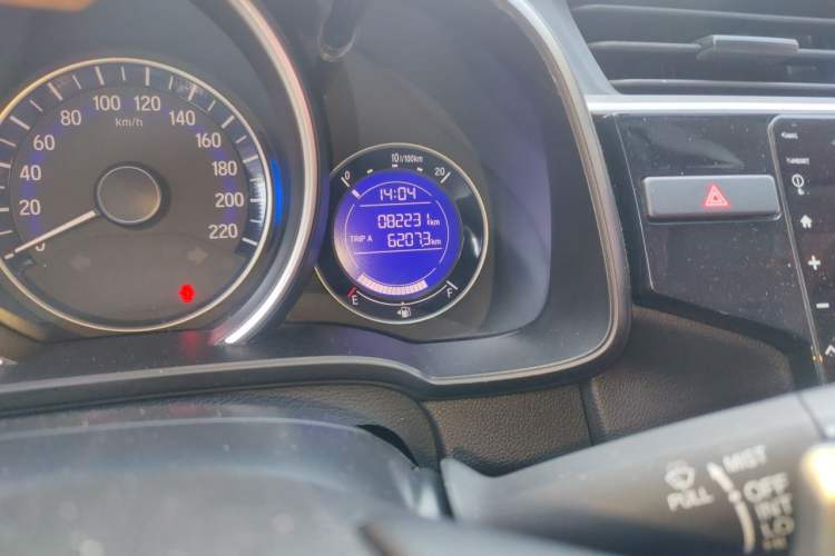 Used Honda Fit 2018 1.5L CVT Trendy Run+ Edition Odometer Close Up