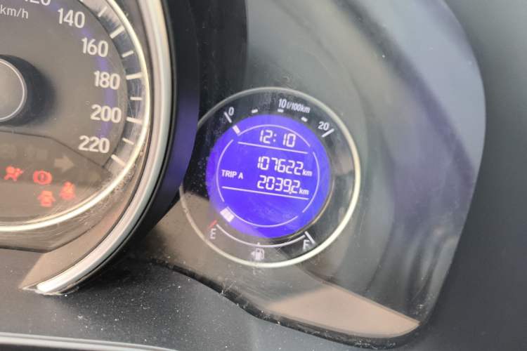 Used Honda Fit 2018 1.5L CVT Trendy Run+ Edition Odometer Close Up
