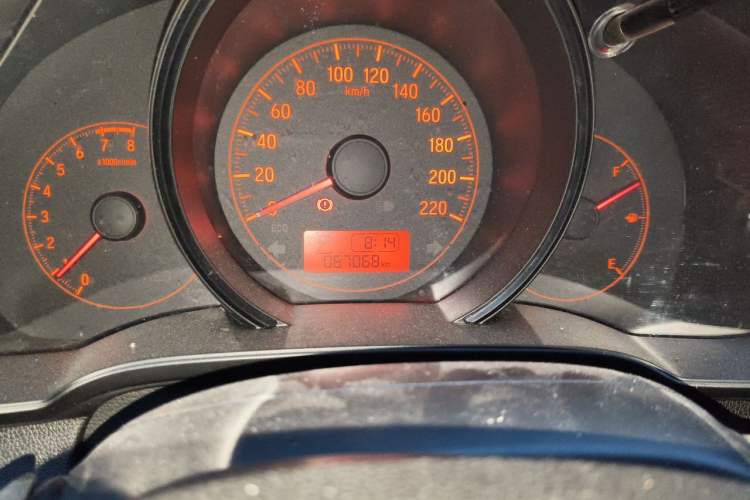 Used Honda Fit 2018 1.5L CVT Comfort Sunroof Version Odometer Close Up