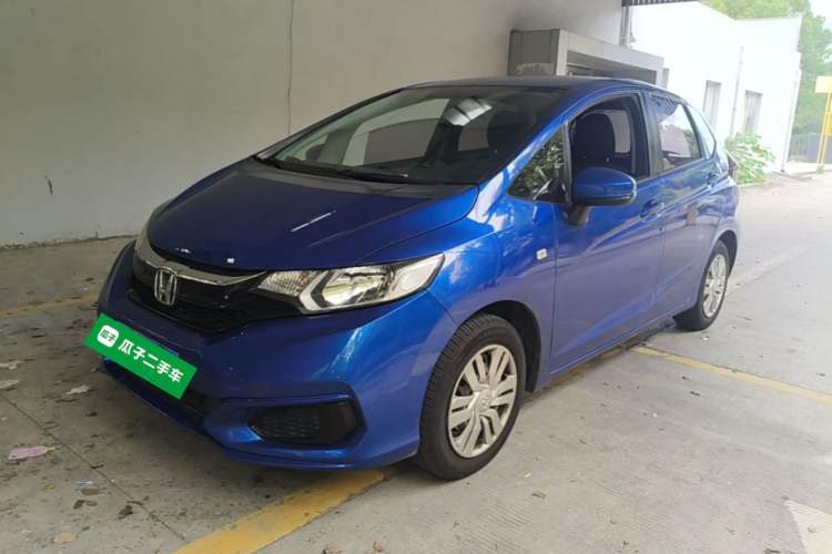 Used Honda Fit 2018 1.5L CVT Comfort Version Guazi used car, China used car export, Used car for sale, Used  cars, Cheapest cars for sale