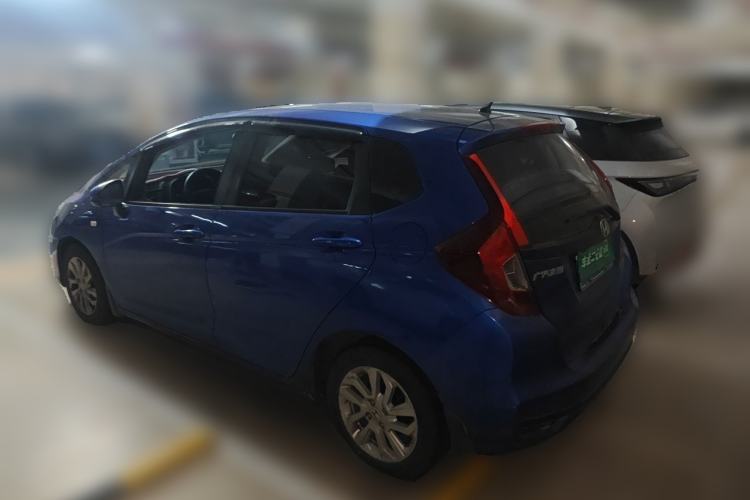 Used Honda Fit 2018 1.5L CVT Comfort Sunroof Version Rear Left 45 Deg