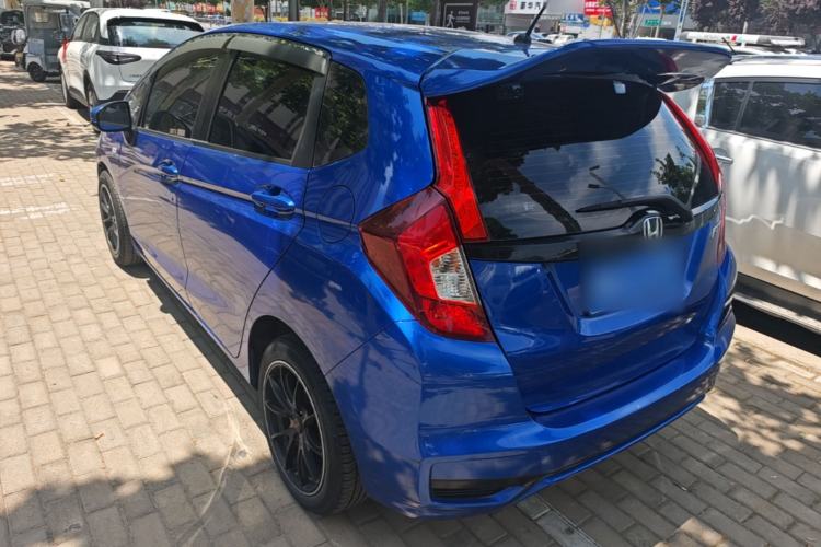 Used Honda Fit 2018 1.5L CVT Comfort Sunroof Version Rear Left 45 Deg