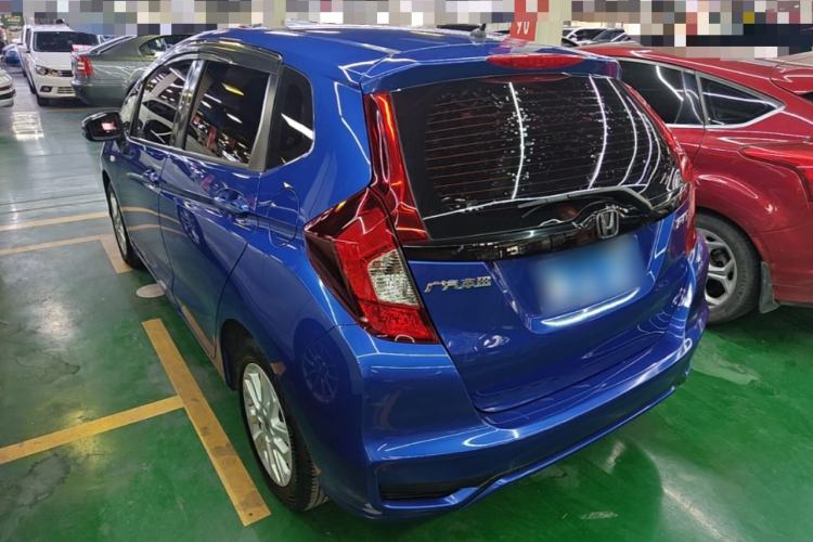 Used Honda Fit 2018 1.5L CVT Comfort Sunroof Version Rear Left 45 Deg