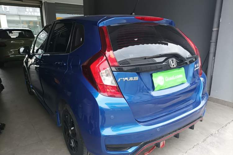 Used Honda Fit 2018 1.5L CVT Trendy Sports Edition Rear Left 45 Deg