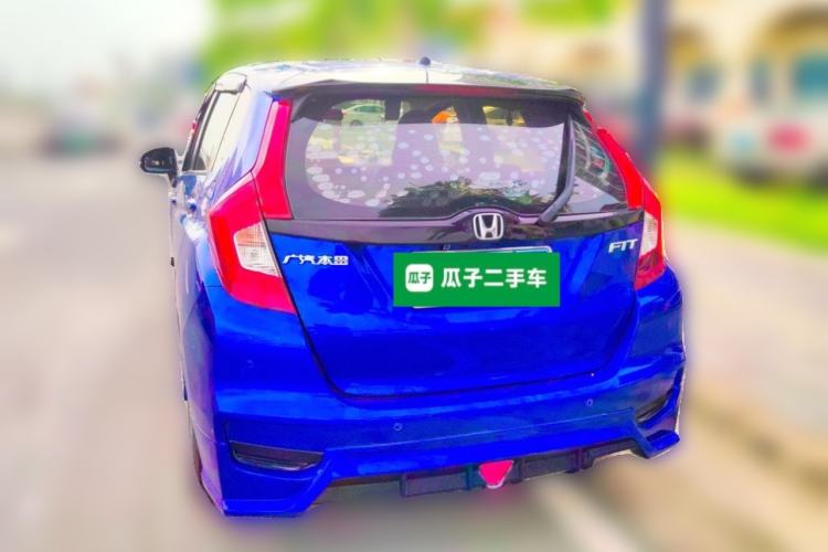 Used Honda Fit 2018 1.5L CVT Comfort Sunroof Version Rear Left 45 Deg
