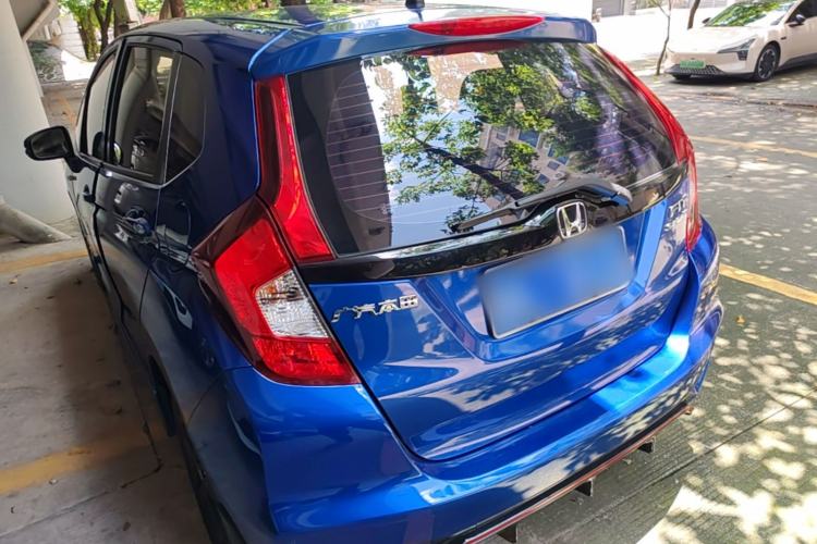 Used Honda Fit 2018 1.5L CVT Trendy Sports Edition Rear Left 45 Deg