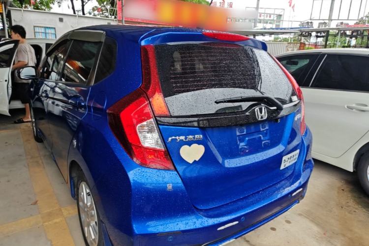 Used Honda Fit 2018 1.5L CVT Comfort Sunroof Version Rear Left 45 Deg