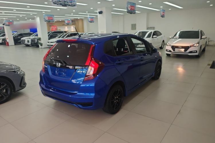 Used Honda Fit 2018 1.5L CVT Comfort Version Rear Right 45 Deg