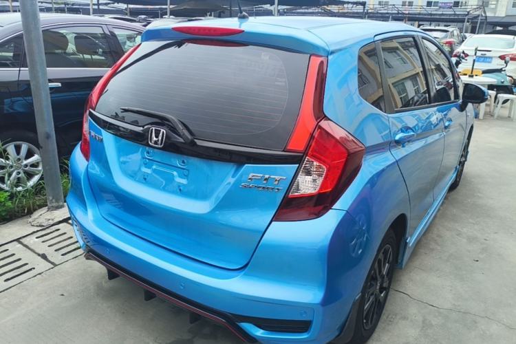 Used Honda Fit 2018 1.5L CVT Trendy Run+ Edition Rear Right 45 Deg