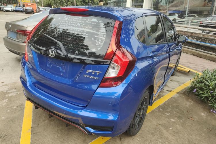 Used Honda Fit 2018 1.5L CVT Trendy Sports Edition Rear Right 45 Deg