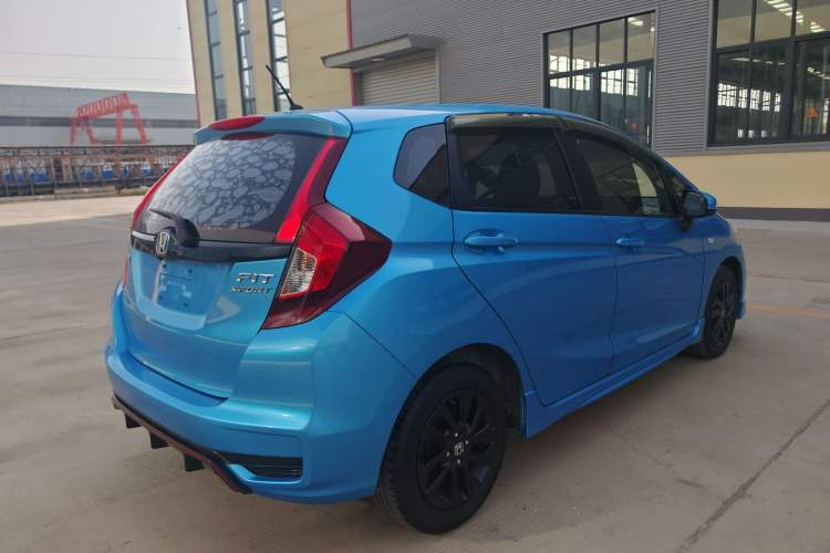Used Honda Fit 2018 1.5L CVT Trendy Sports Edition Rear Right 45 Deg