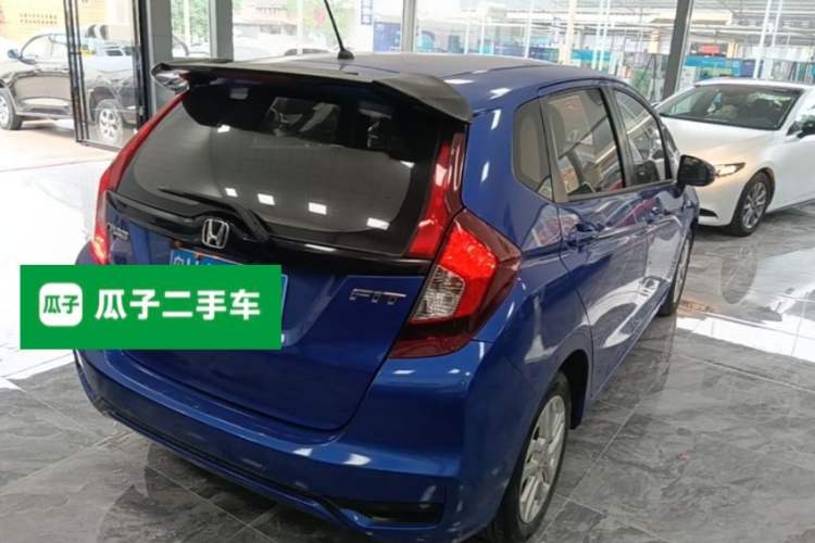 Used Honda Fit 2018 1.5L CVT Comfort Version Rear Right 45 Deg