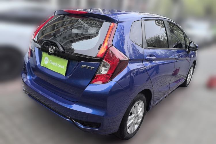 Used Honda Fit 2018 1.5L CVT Comfort Sunroof Version Rear Right 45 Deg