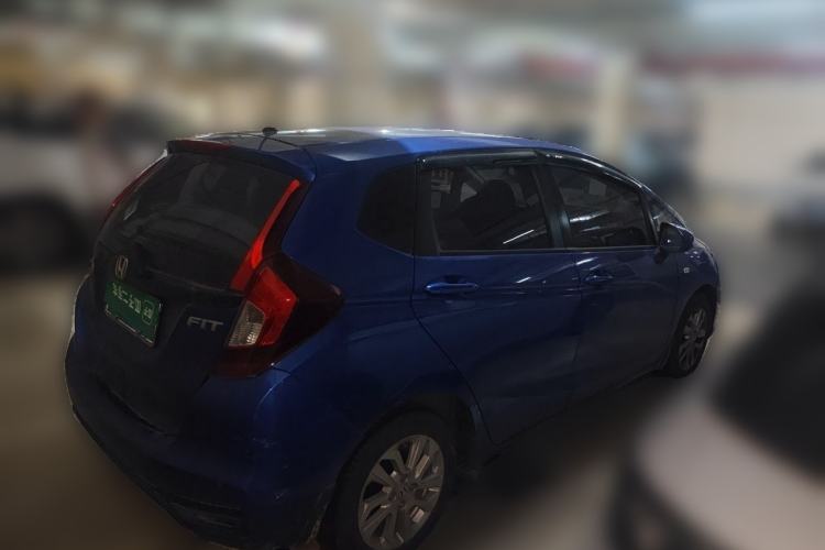Used Honda Fit 2018 1.5L CVT Comfort Sunroof Version Rear Right 45 Deg