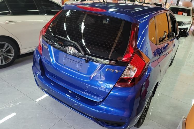 Used Honda Fit 2018 1.5L CVT Comfort Version Rear Right 45 Deg