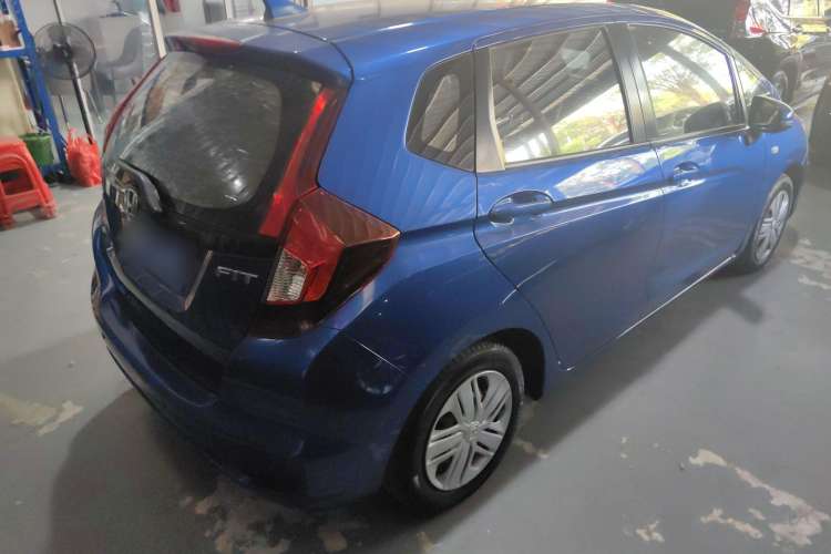 Used Honda Fit 2018 1.5L CVT Comfort Version Rear Right 45 Deg