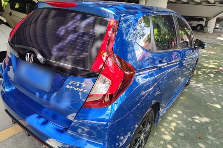 Used Honda Fit 2018 1.5L CVT Trendy Sports Edition Rear Right 45 Deg