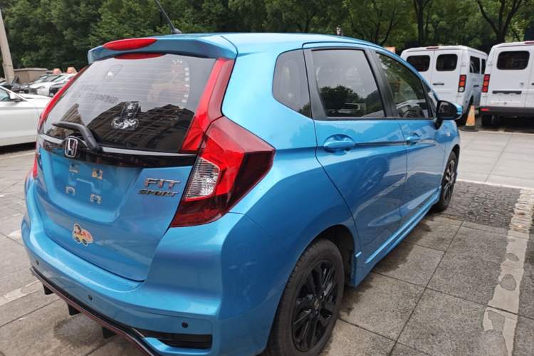 Used Honda Fit 2018 1.5L CVT Trendy Sports Edition Rear Right 45 Deg