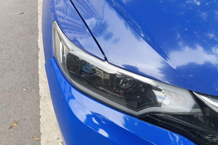 Used Honda Fit 2018 1.5L CVT Comfort Version Right Front Headlight