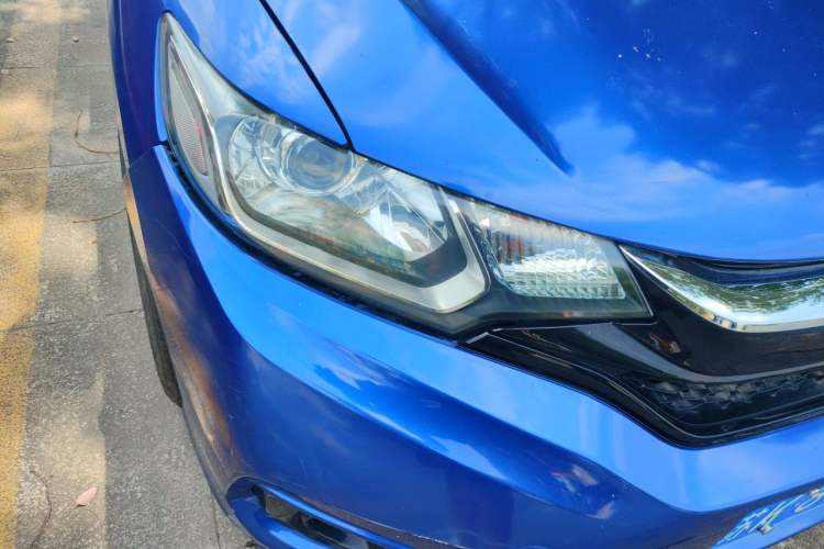 Used Honda Fit 2018 1.5L CVT Comfort Version Right Front Headlight