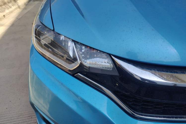 Used Honda Fit 2018 1.5L CVT Trendy Run+ Edition Right Front Headlight