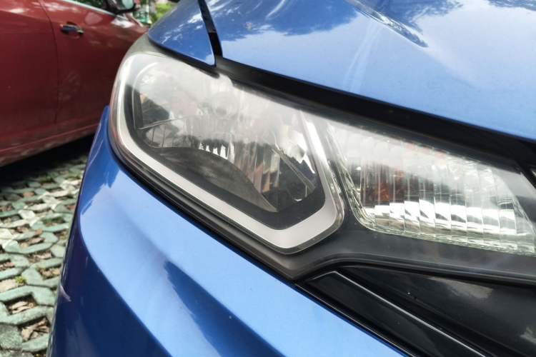 Used Honda Fit 2018 1.5L CVT Comfort Sunroof Version Right Front Headlight
