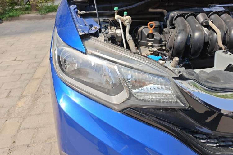 Used Honda Fit 2018 1.5L CVT Comfort Sunroof Version Right Front Headlight