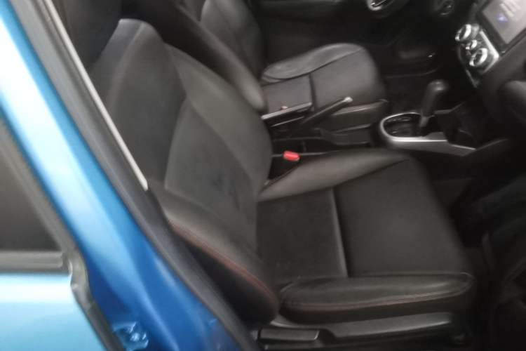 Used Honda Fit 2018 1.5L CVT Trendy Sports Edition Right Front Seat