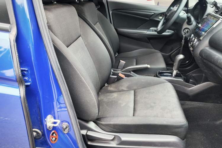 Used Honda Fit 2018 1.5L CVT Comfort Sunroof Version Right Front Seat