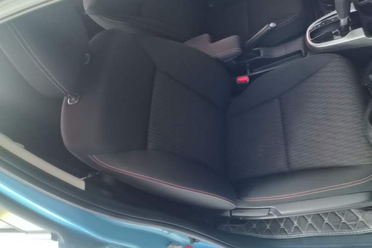 Used Honda Fit 2018 1.5L CVT Trendy Sports Edition Right Front Seat
