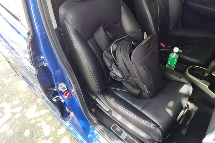 Used Honda Fit 2018 1.5L CVT Trendy Sports Edition Right Front Seat