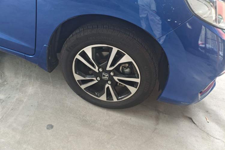Used Honda Fit 2018 1.5L CVT Comfort Version Right Front Wheel Hub