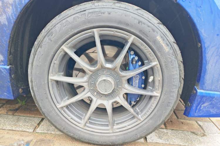 Used Honda Fit 2018 1.5L CVT Trendy Run+ Edition Right Front Wheel Hub