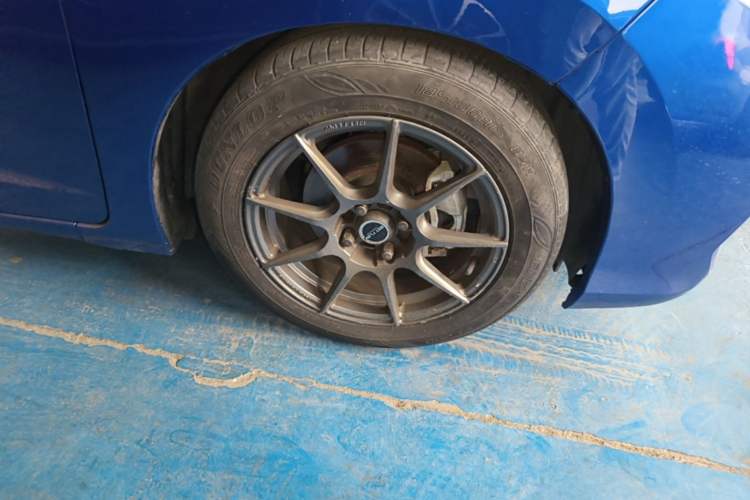 Used Honda Fit 2018 1.5L Manual Comfort Version Right Front Wheel Hub