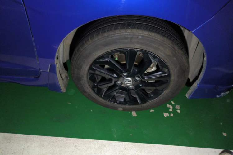 Used Honda Fit 2018 1.5L CVT Trendy Run+ Edition Right Front Wheel Hub