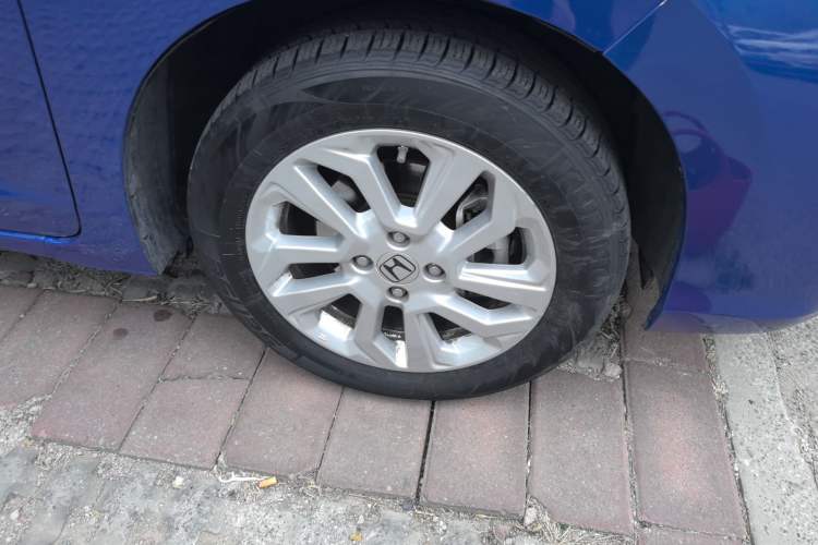Used Honda Fit 2018 1.5L CVT Comfort Sunroof Version Right Front Wheel Hub