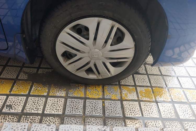 Used Honda Fit 2018 1.5L CVT Comfort Version Right Front Wheel Hub