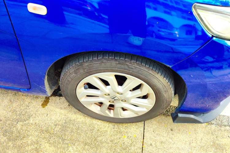 Used Honda Fit 2018 1.5L CVT Comfort Sunroof Version Right Front Wheel Hub