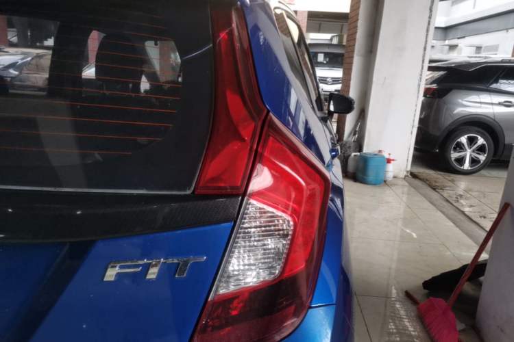 Used Honda Fit 2018 1.5L CVT Comfort Version Right Rear Taillight