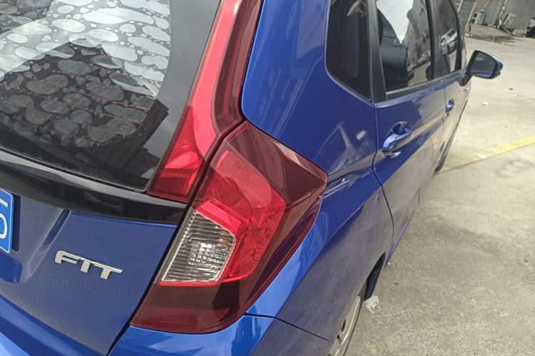 Used Honda Fit 2018 1.5L CVT Comfort Version Right Rear Taillight