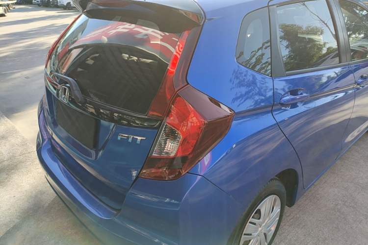 Used Honda Fit 2018 1.5L CVT Comfort Version Right Rear Taillight