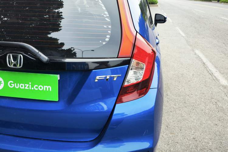 Used Honda Fit 2018 1.5L CVT Comfort Sunroof Version Right Rear Taillight
