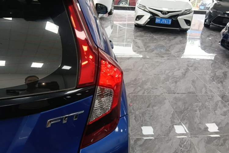 Used Honda Fit 2018 1.5L CVT Comfort Version Right Rear Taillight